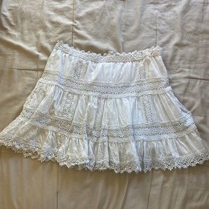 Victoria Secret white embroidered skirt size M